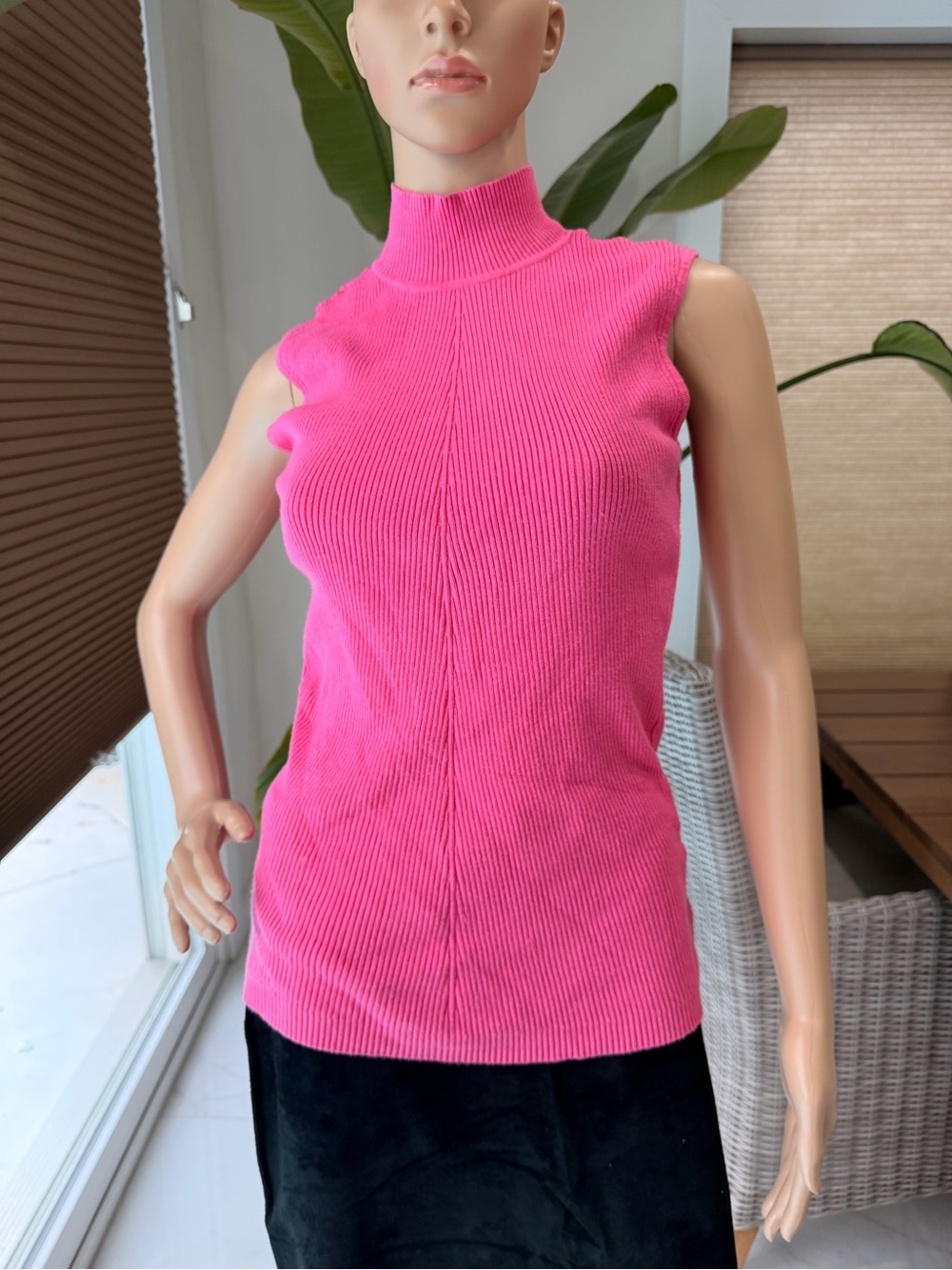Cato Ribbed Mock Neck Tank - Bright Pink - Picture 5 of 7